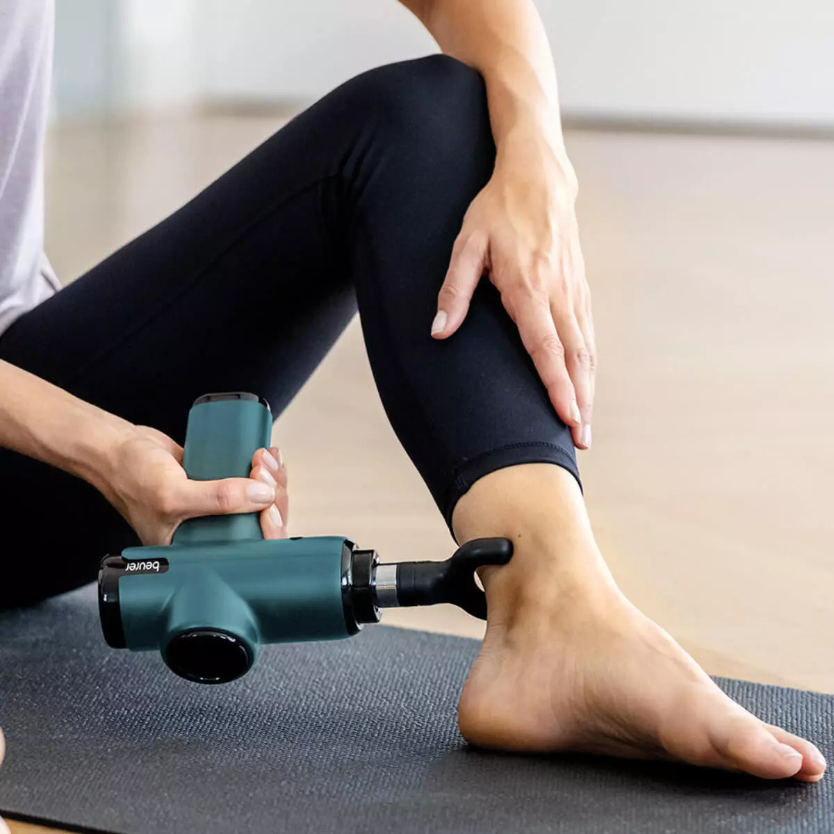 MG 99 MASSAGE GUN compact spiermassageapparaat