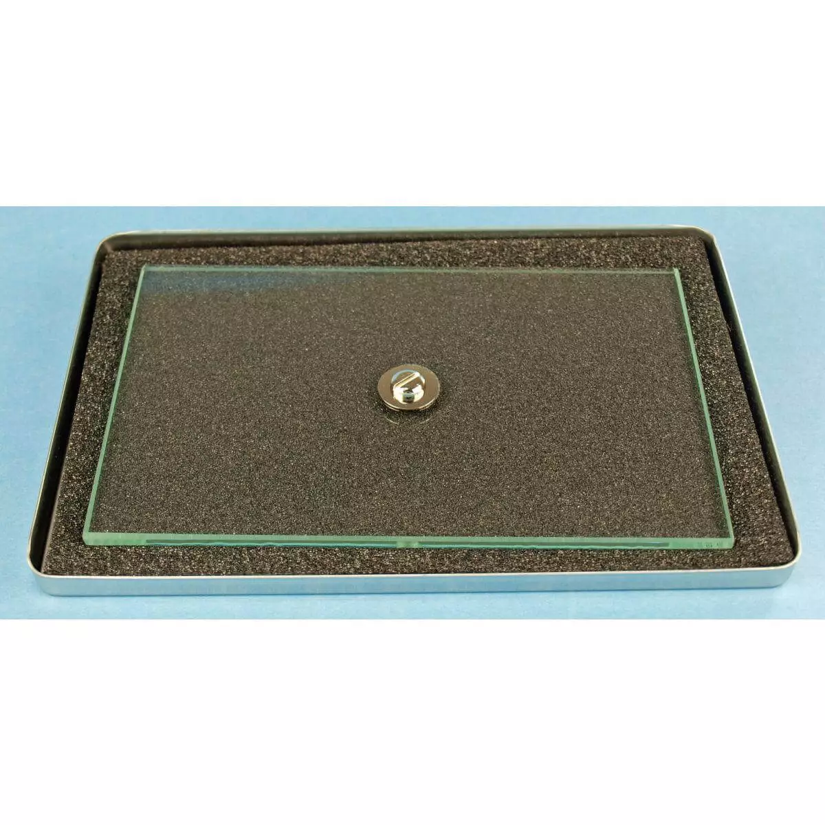 Instrumentenbakje glas met metalen deksel Instrumentenbakje glas met metalen deksel